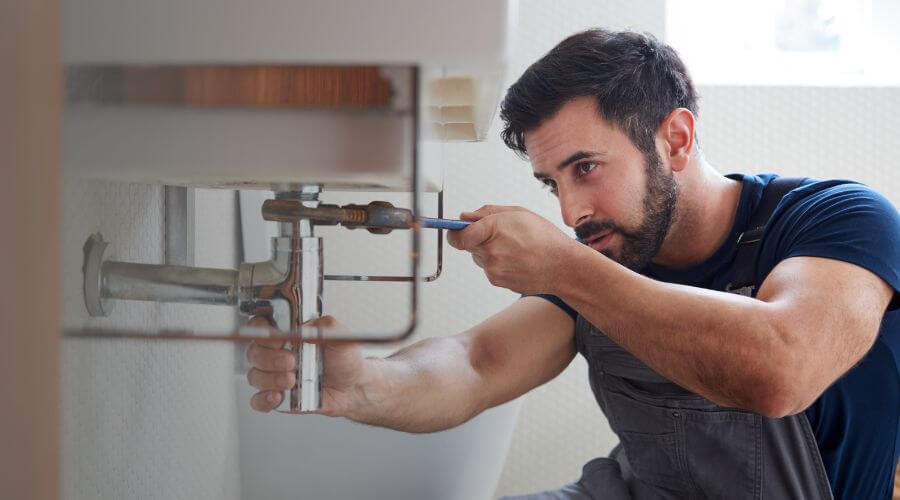 Sink faucet installation in Searcy, AR